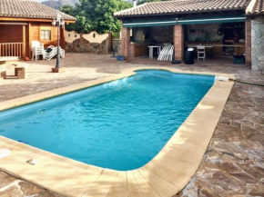 Spacious villa with pool in Coín: 300 m², mountain view Coin